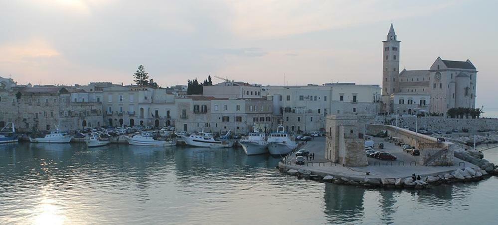 Affittacamere La Cattedrale Sul Mare Trani Εξωτερικό φωτογραφία